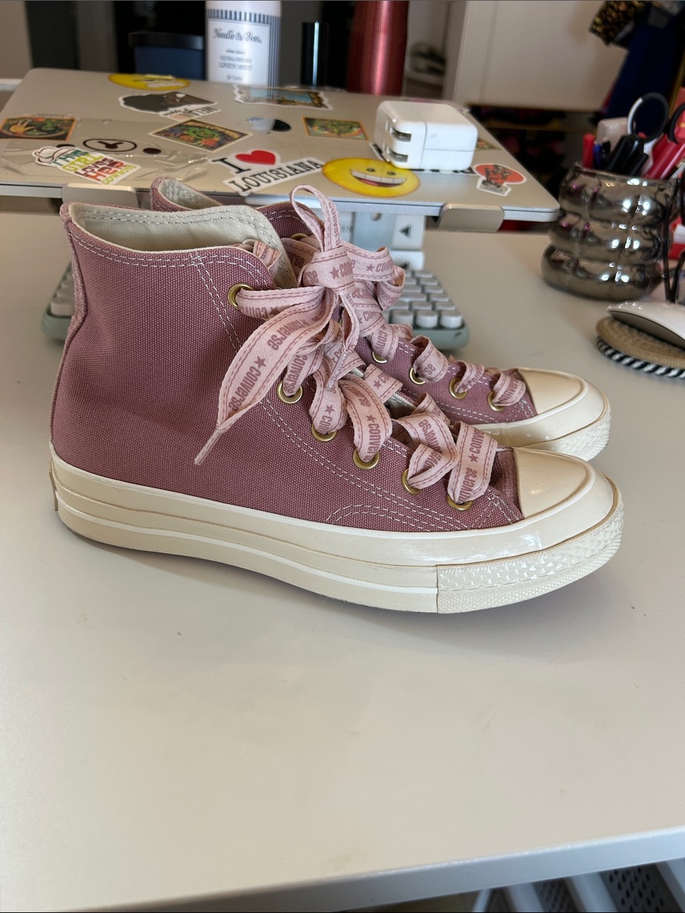 Converse High-Top Canvas Sneakers Rose Pink with Cream Sole women size 7 men 5